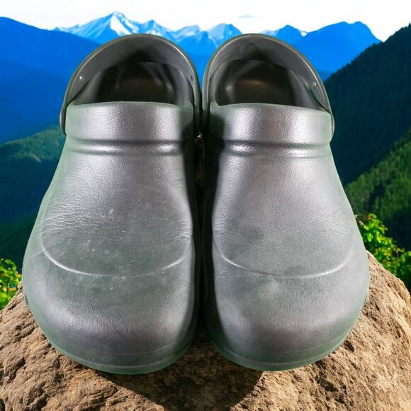 Crocs Men's Size 13 Black Slip On Classic Clog Comfort Shoes 11428 - Picture 3 of 8